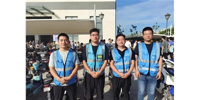 维持周到，时刻坚守，是他们的写照